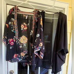 2 Womens Dressy Kimonos